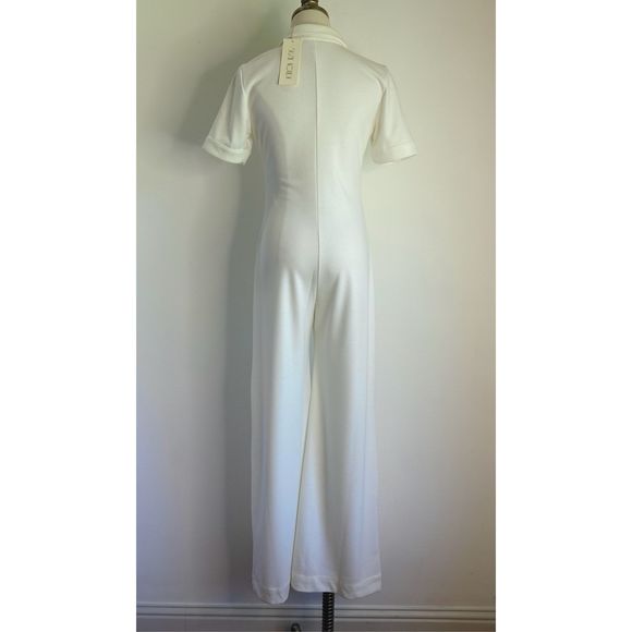 Suzie Kondi The Short Sleeve Stretch Jumpsuit Ivory Size Small NWT - Picture 6 of 16